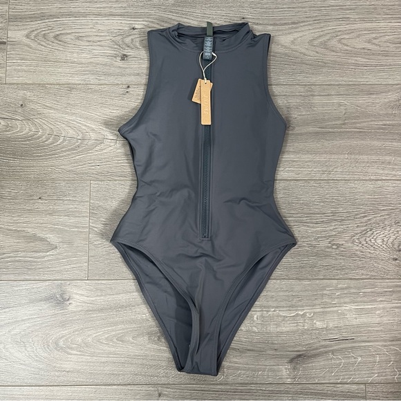 Skims Swim Zip Front Sleeveless One Piece Gunmetal Size Small - Picture 2 of 3